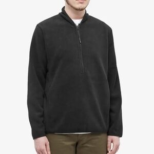 Rains Black Fleece Pullover 1/4 Zip Rubber Logo Cozy Outdoor Size Medium